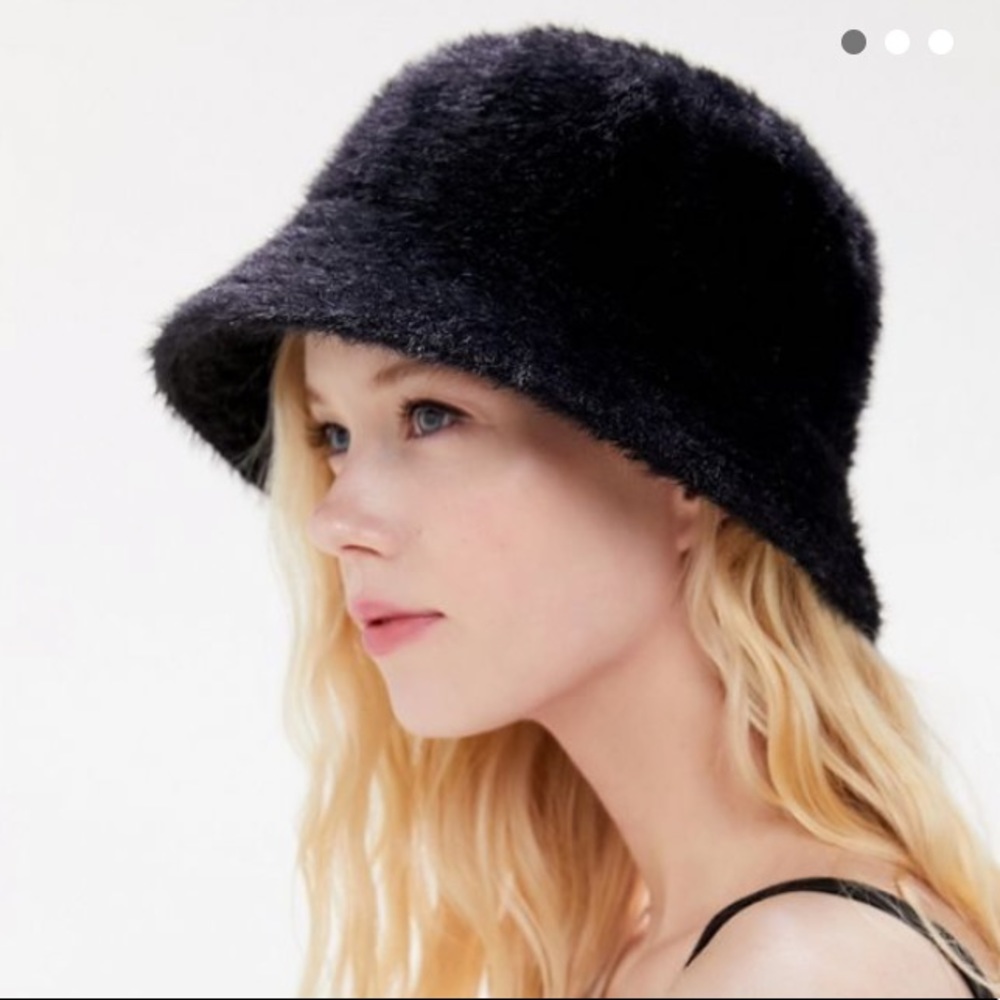 Gia black “fuzzy” Bucket Hat